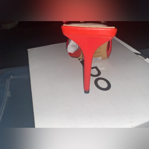 Aldo red heels - Picture 4 of 5